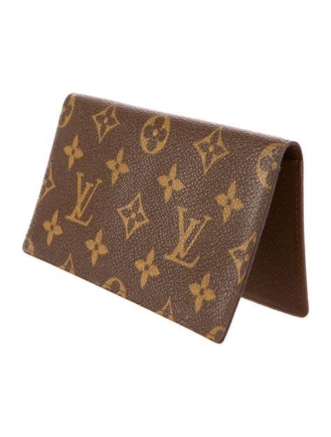 louis vuitton checkbook cover new